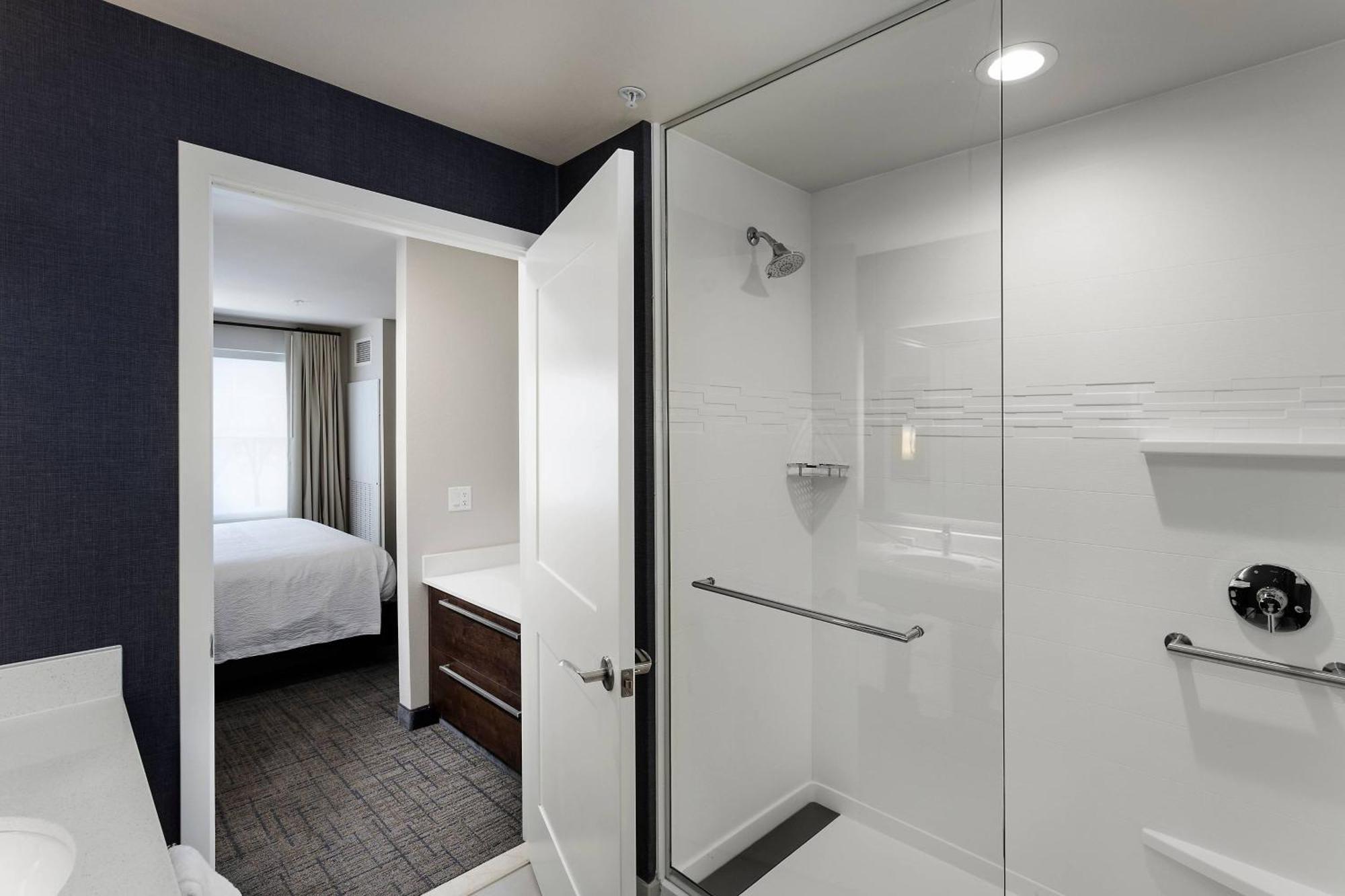 Residence Inn By Marriott Milwaukee Brookfield Dış mekan fotoğraf
