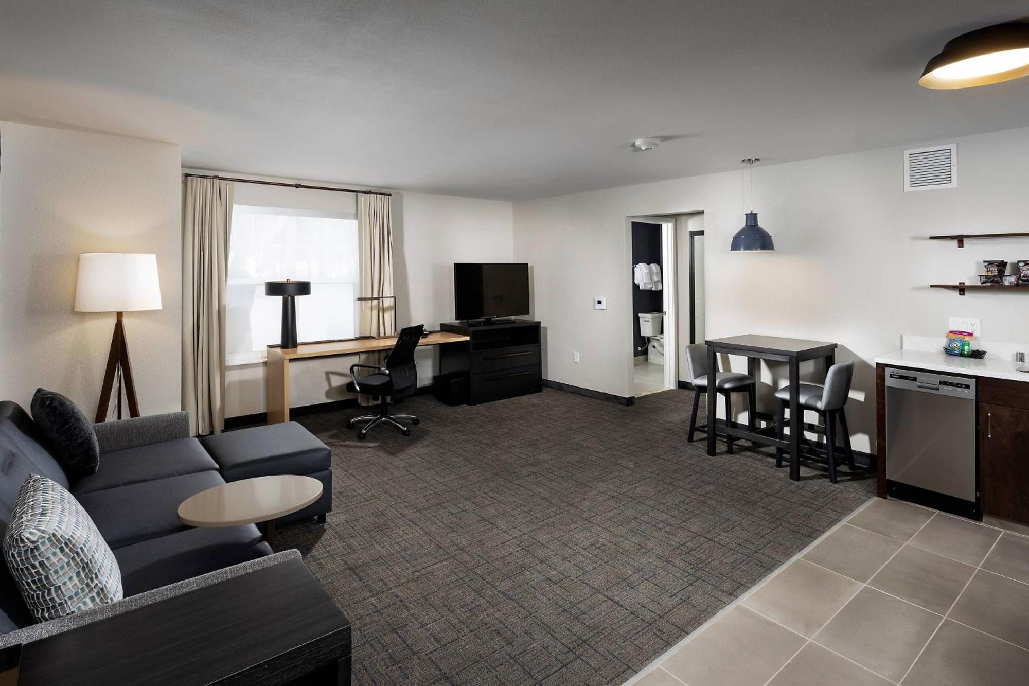 Residence Inn By Marriott Milwaukee Brookfield Dış mekan fotoğraf